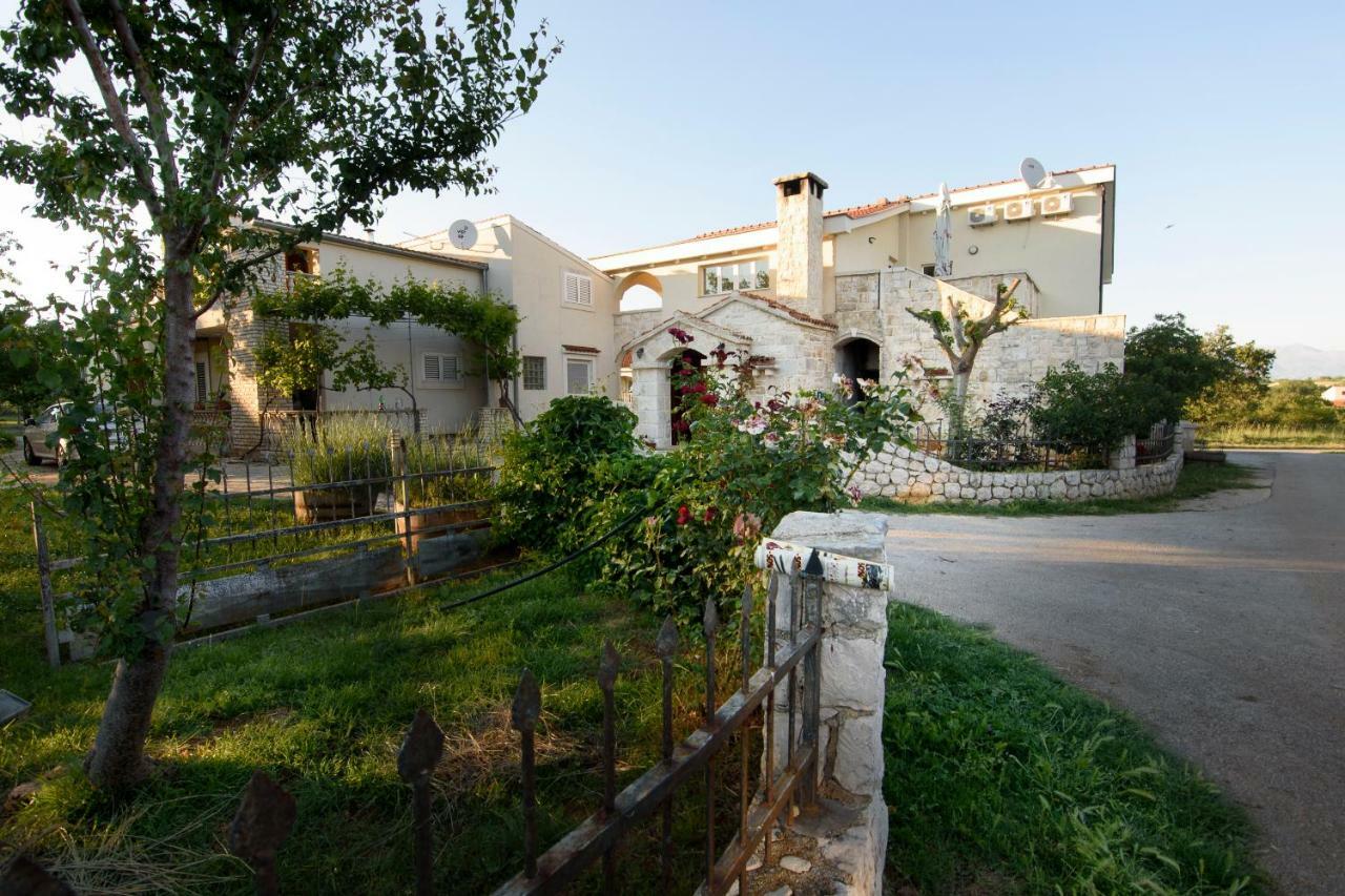 Apartments Luce Zadar Extérieur photo